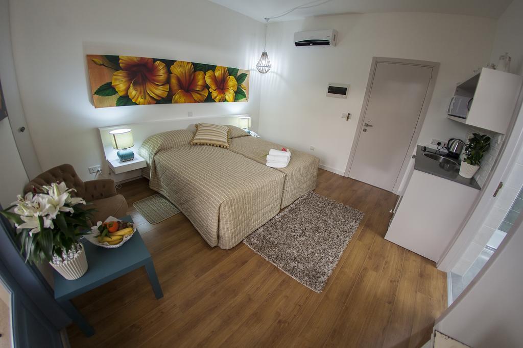 Operetta House Apartment ลาร์นาคา ภายนอก รูปภาพ